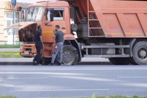Trucking Companies Liable for Truck Mechanical Failures
